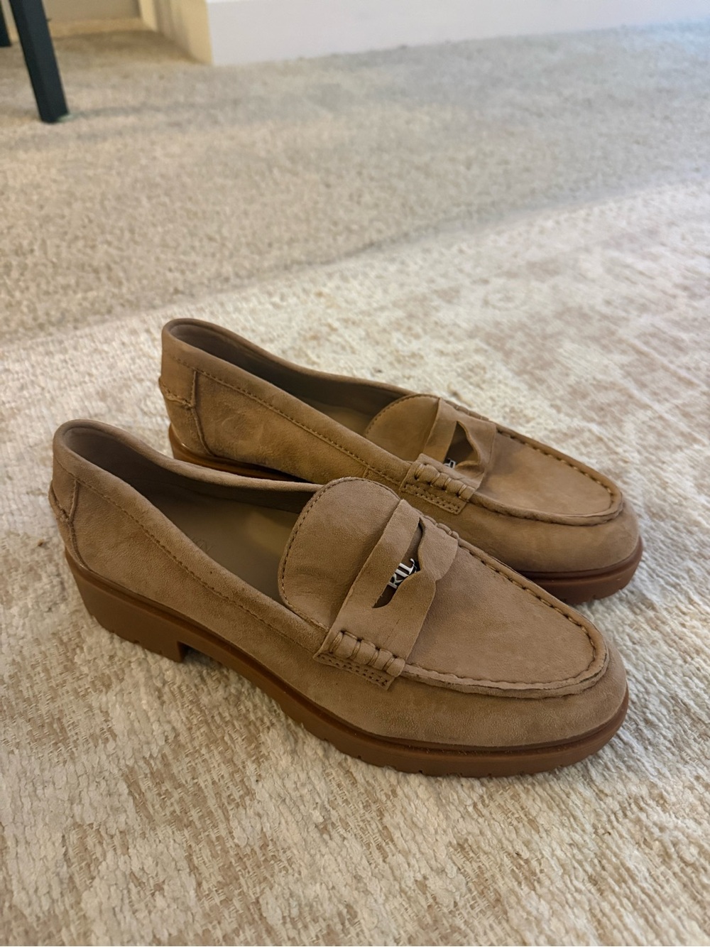 Women's Lauren Ralph Laure Suede Penny Loafers in Tan NWT Sz 8